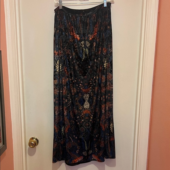 Cora Moon Bird Print Camisole and Slit Skirt Set - Picture 6 of 8